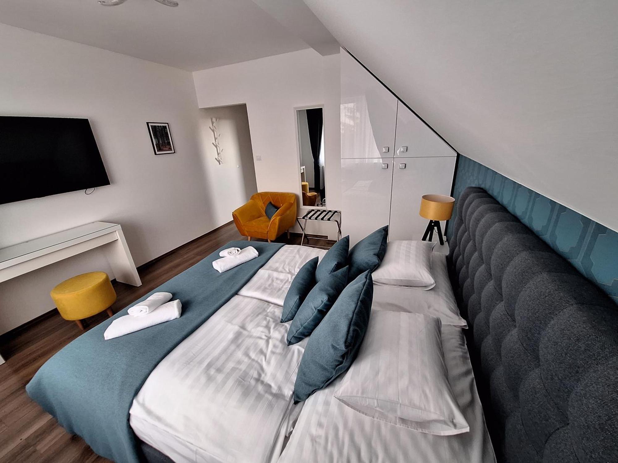 Happy Home Apartman Miskolc Esterno foto