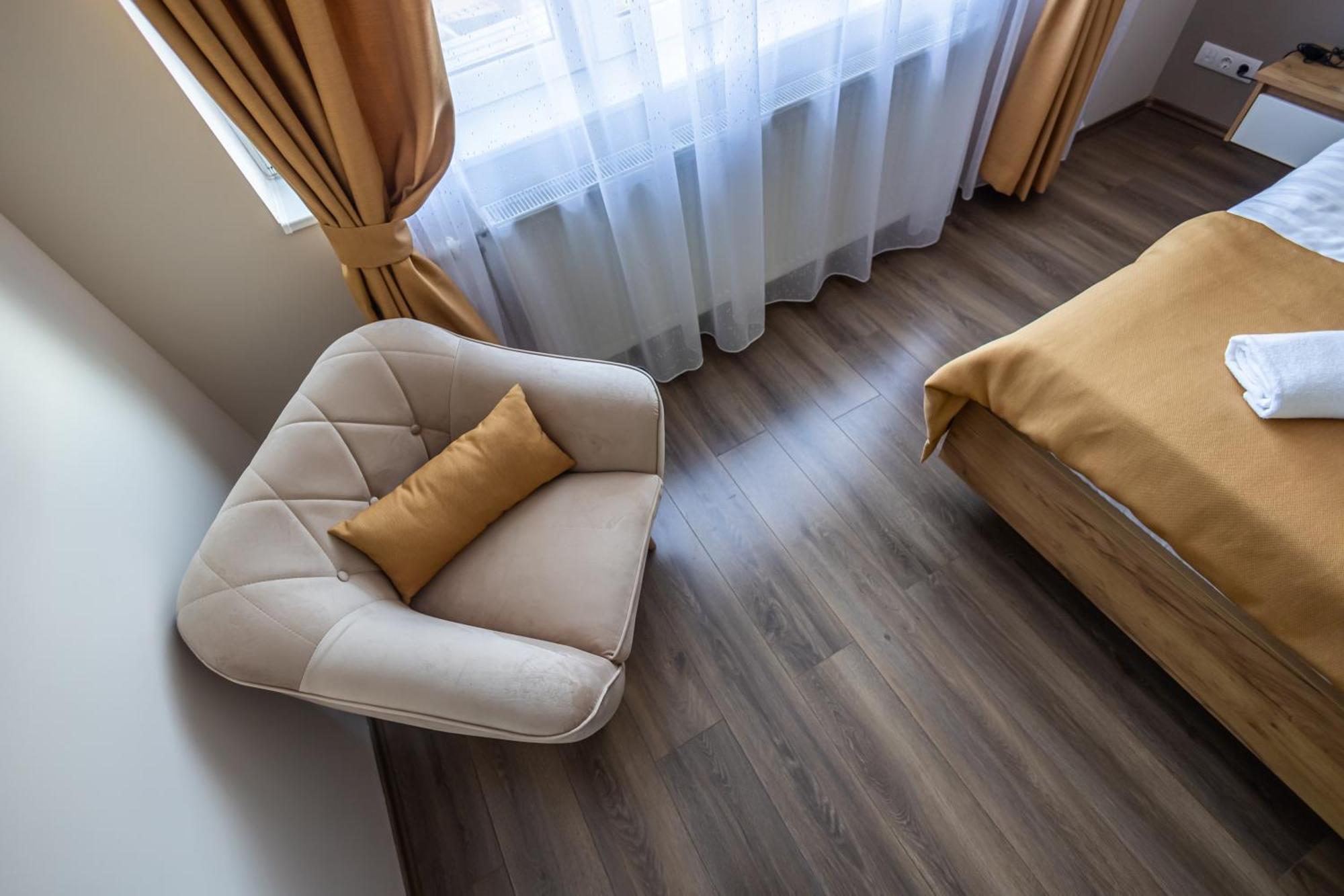 Happy Home Apartman Miskolc Esterno foto